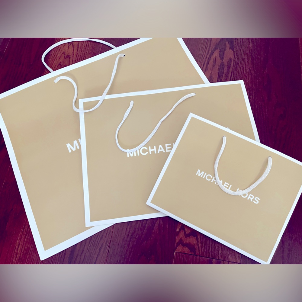 Michael Kors shopper bag paper bag